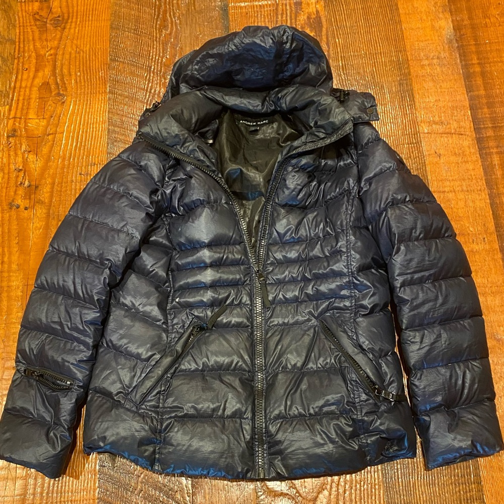 ANDREW MARC duck down (see tag pic) WARM winter coat size L large. See descrip